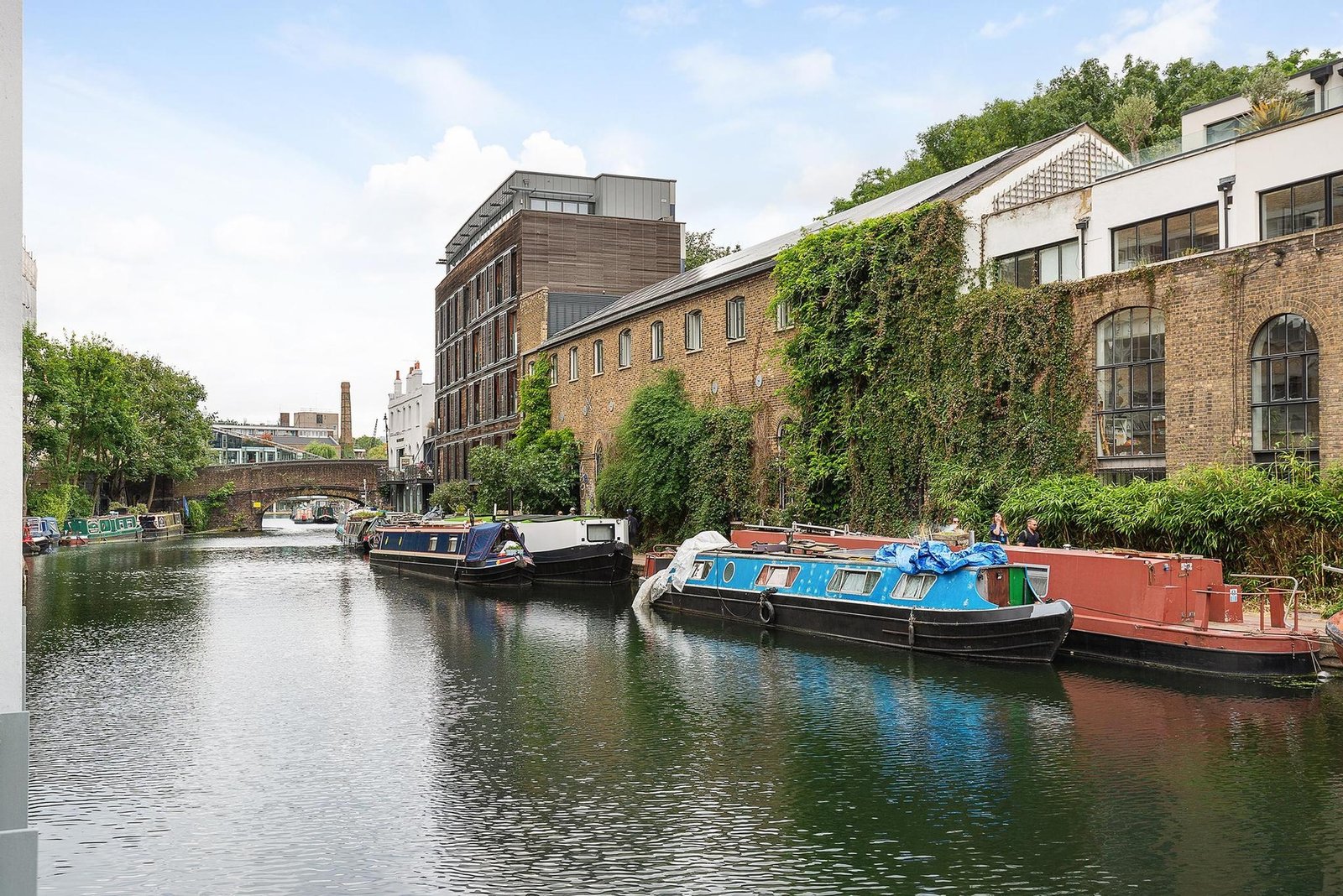 Canal Building, Angel