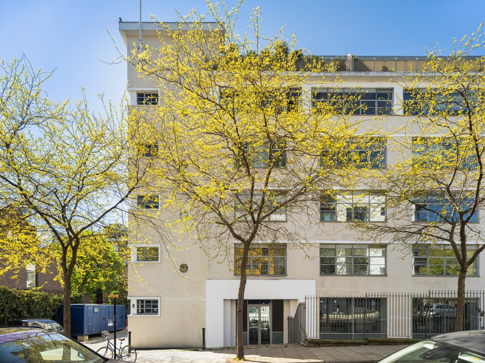 Canal Building, Angel