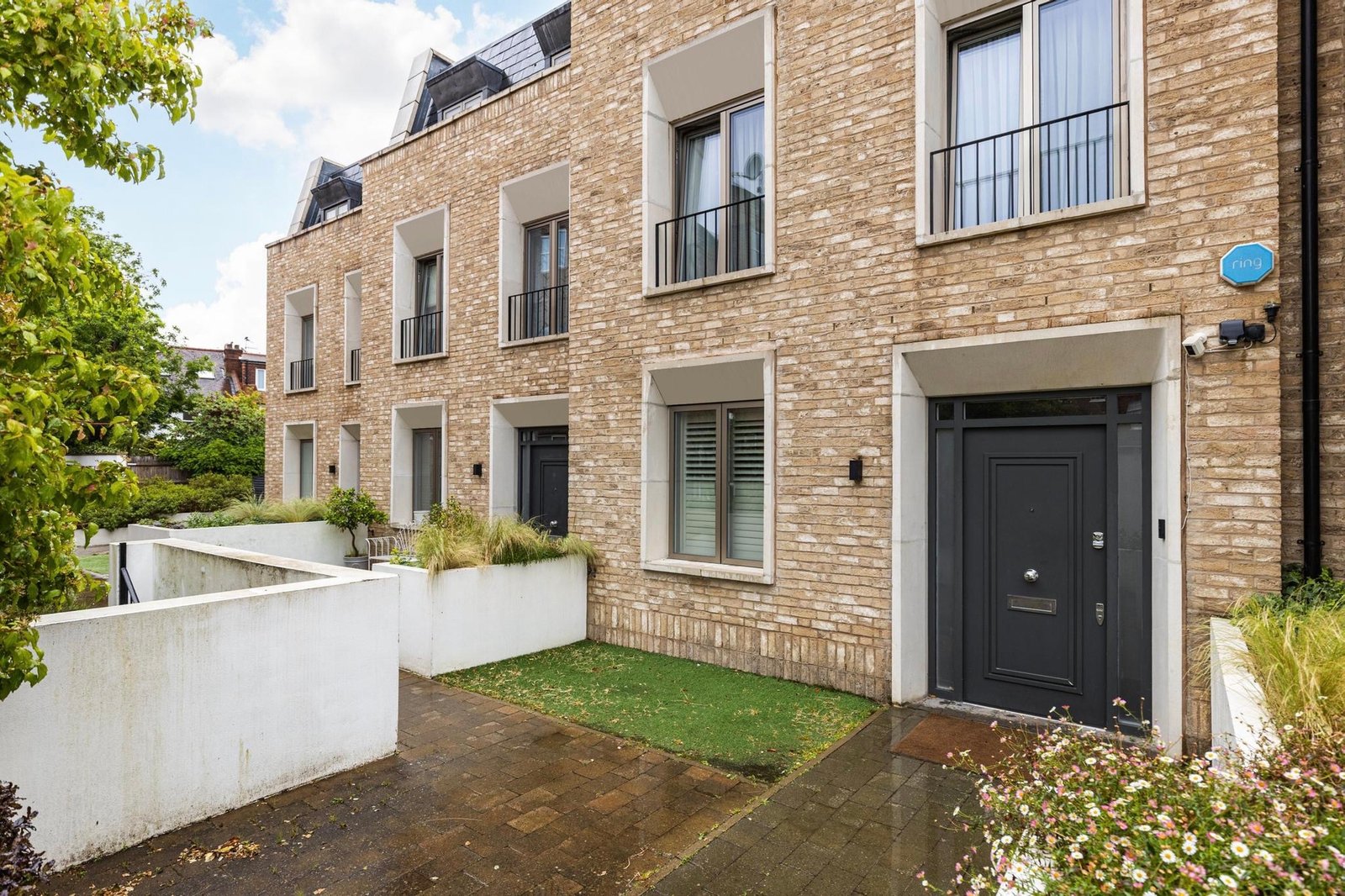 Wedgwood Villas, Chiswick